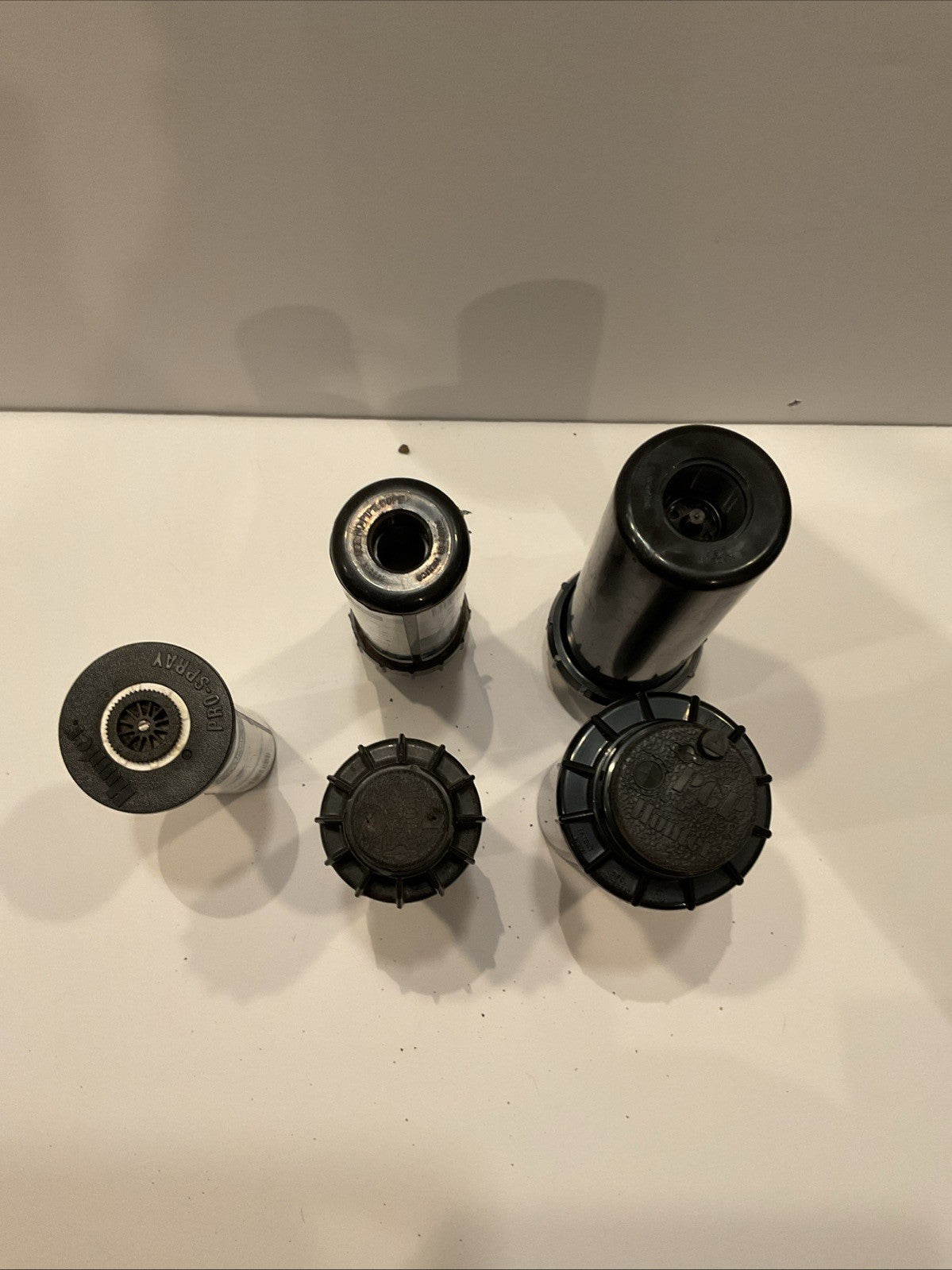 5 Hunter Sprinkler heads:(2)PPG Ultra- (2)PGJ- (1)4" Pro-Spray - 30+ Connectors