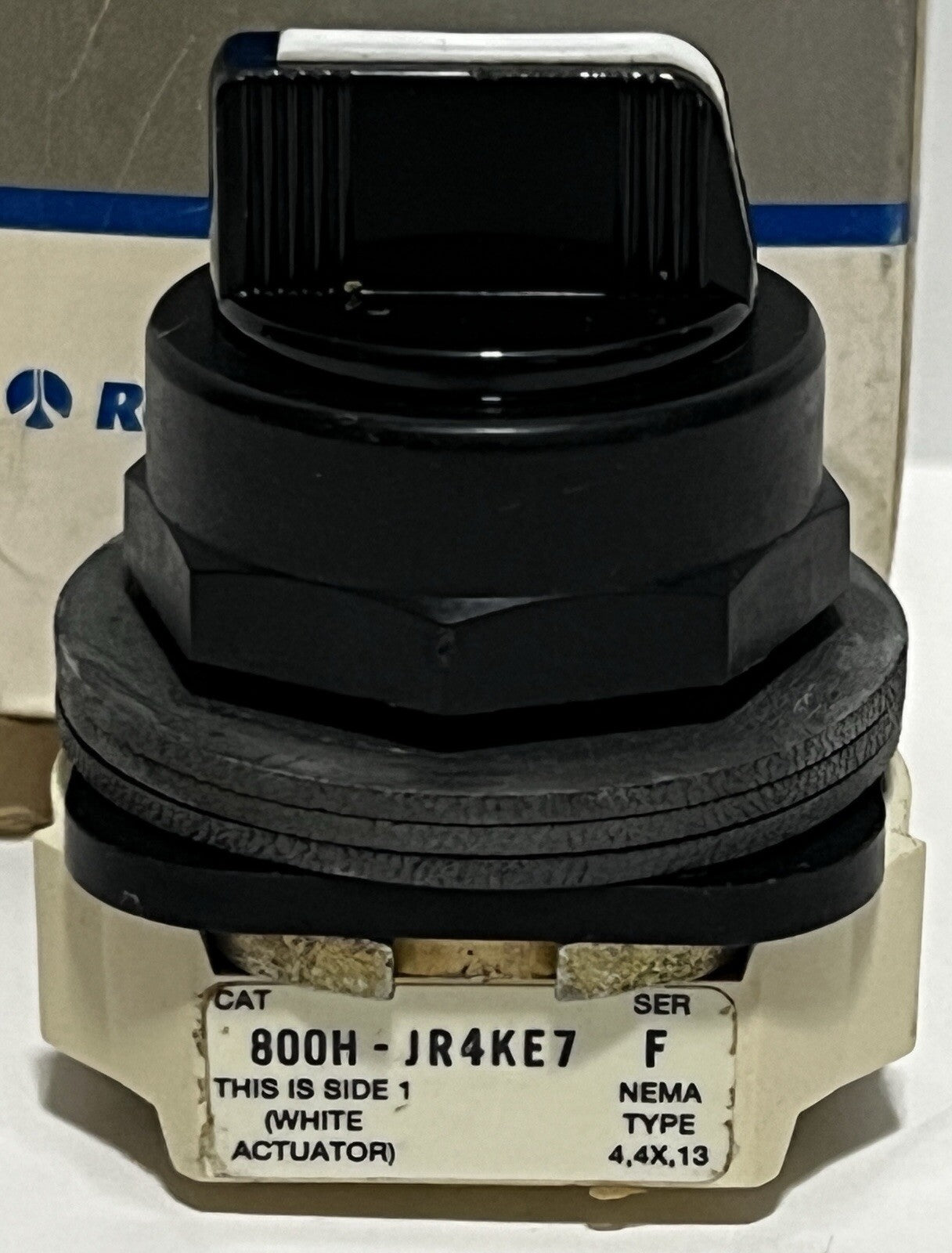 ALLEN-BRADLEY 800H-JR4KE7 SERIES F 30MM 3 POSITION SELECTOR SWITCH