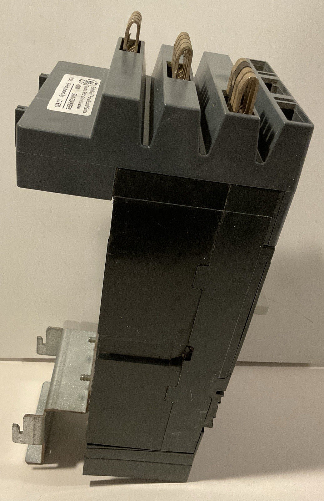 GE 400A 3P SGHA36AT0400 w/ 400A Rating Plug (SRPG400A00) & Mounting Hardware