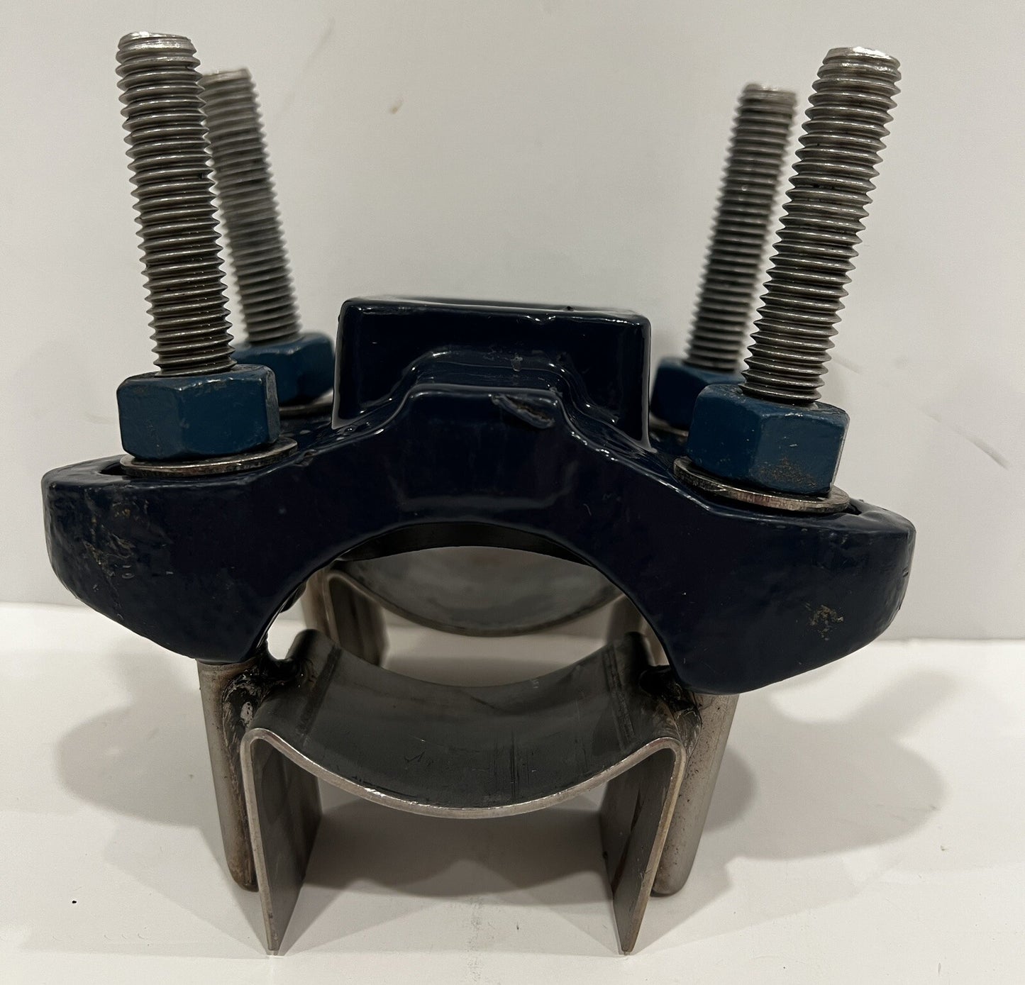 JCM406  Epoxy Coated Service Saddle w/ Double S/S Straps 0238 X 3/4"IP 2.35-2.63